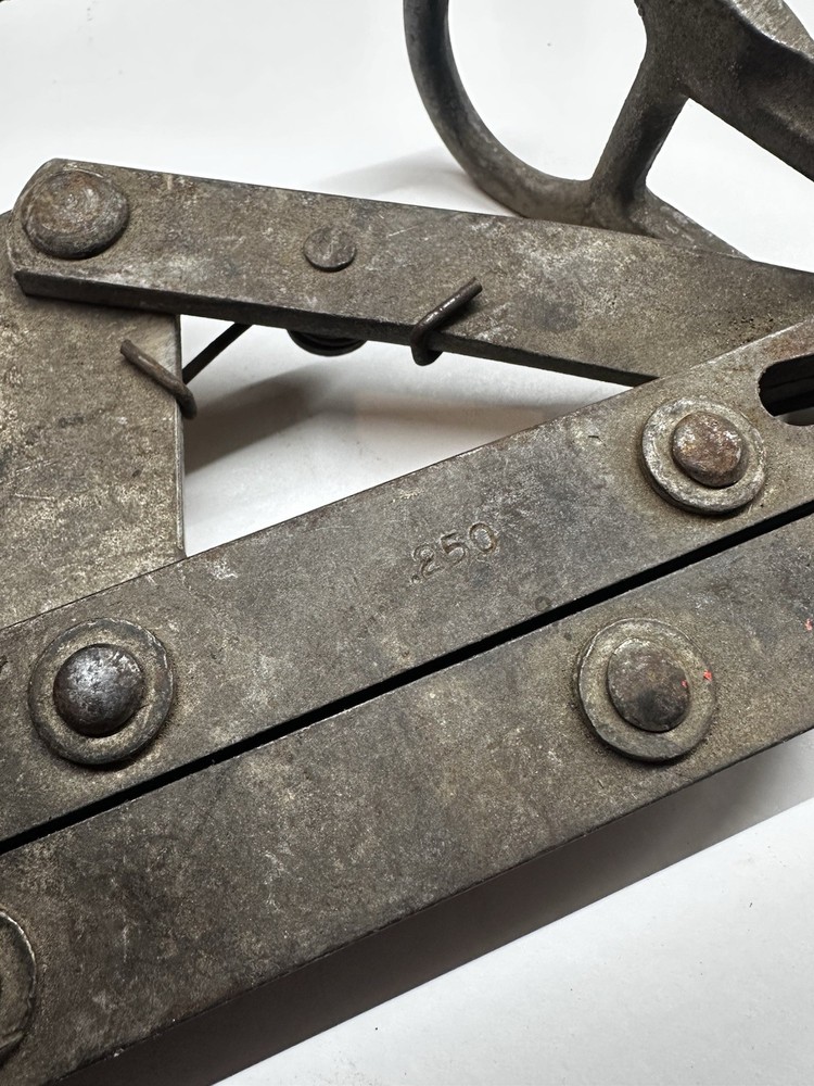 Vintage Crescent Tool Co. Cable Puller No. 800 - .250 - 2600LB Max