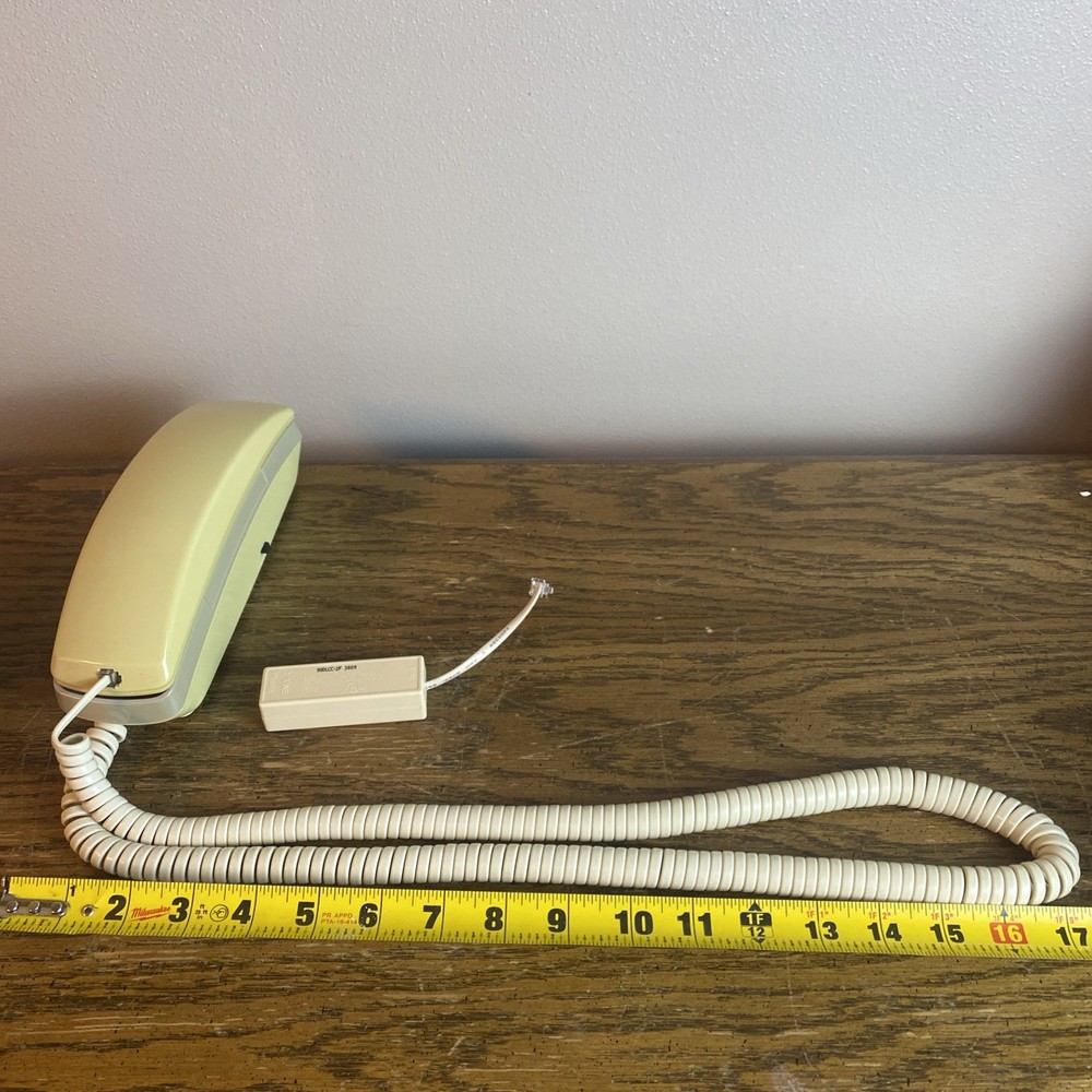 1995 Unisonic Model 6772 Wall Phone