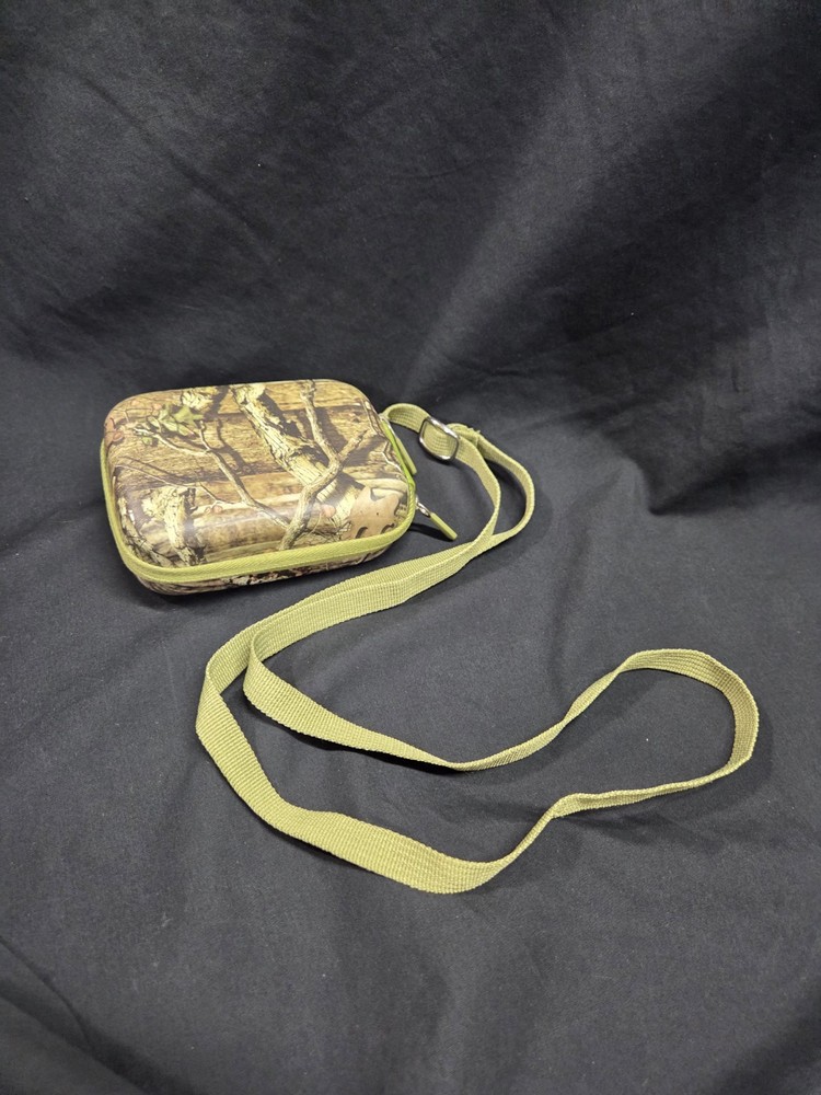Mossy Oak Case Small Hooked To Belt Or Lanyard