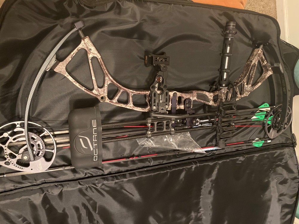Hunting bows for sale
