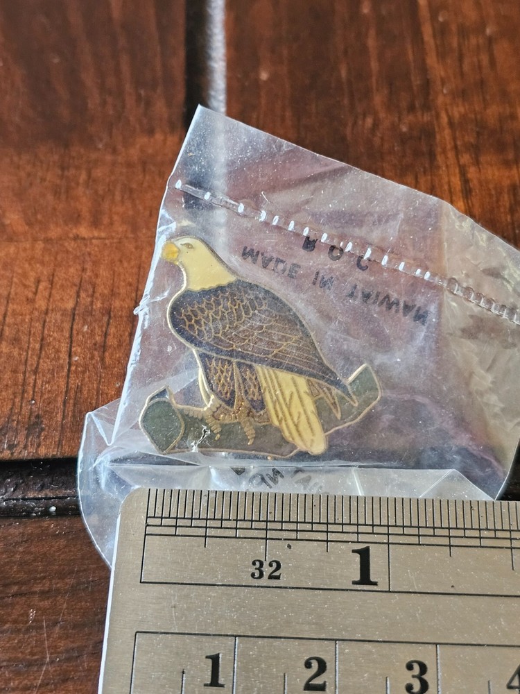 Bald Eagle on Limb lapel pin