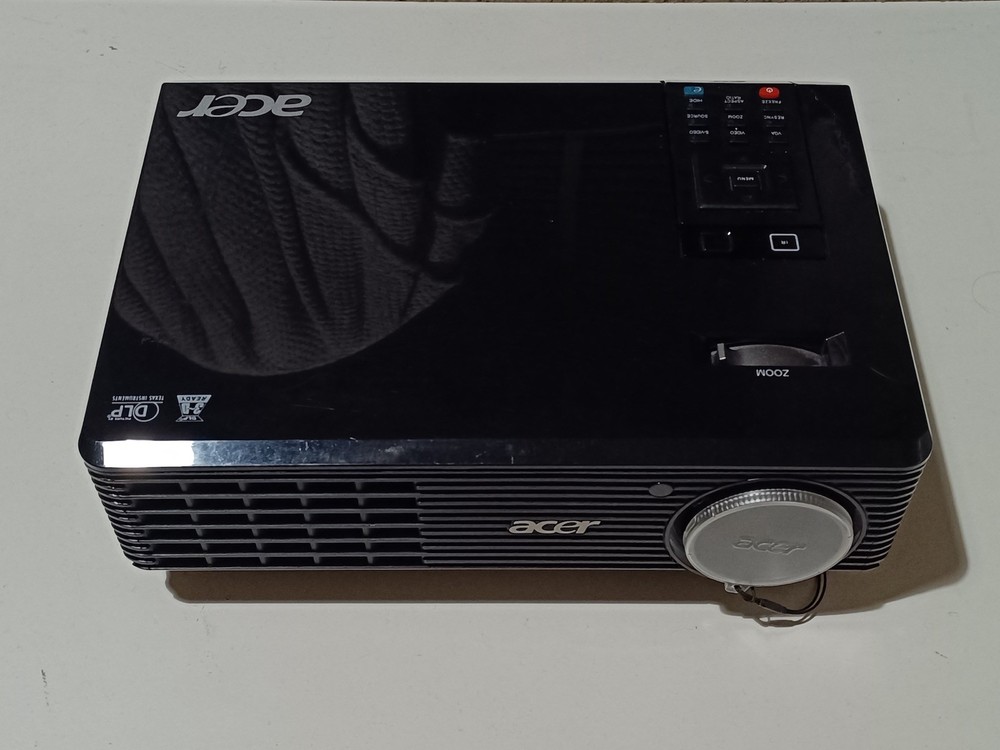 *** Acer DLP Projector X110P  ***