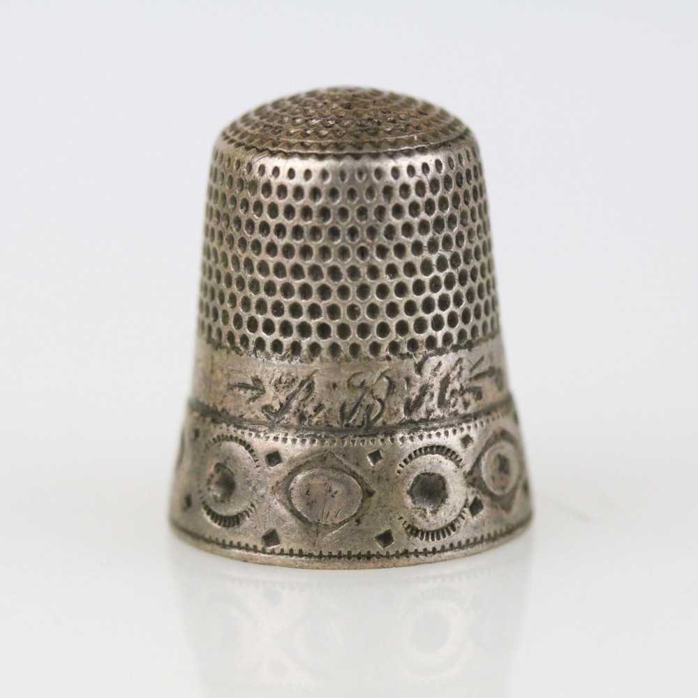 Vintage Simons Bros. Sterling Silver Thimble