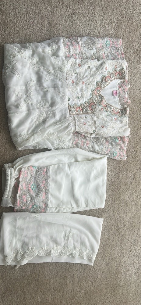 Embroidered White 3-Piece Outfit