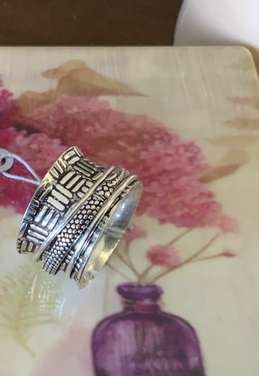 Handmade Sterling Silver Spinner Ring Sz 8.5￼Wide