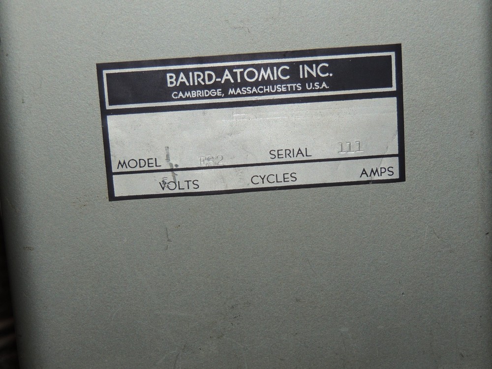 Vintage Baird Atomic Inc D.C. Electronic Voltmeter ES2