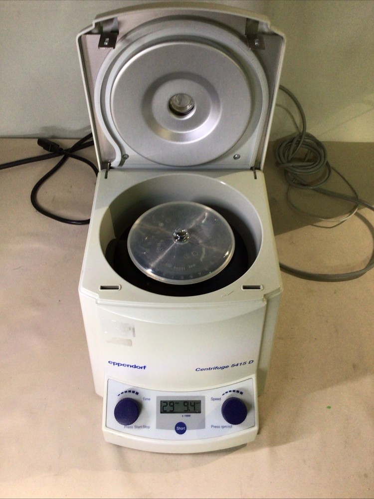 Eppendorf 5415D Centrifuge with Rotor