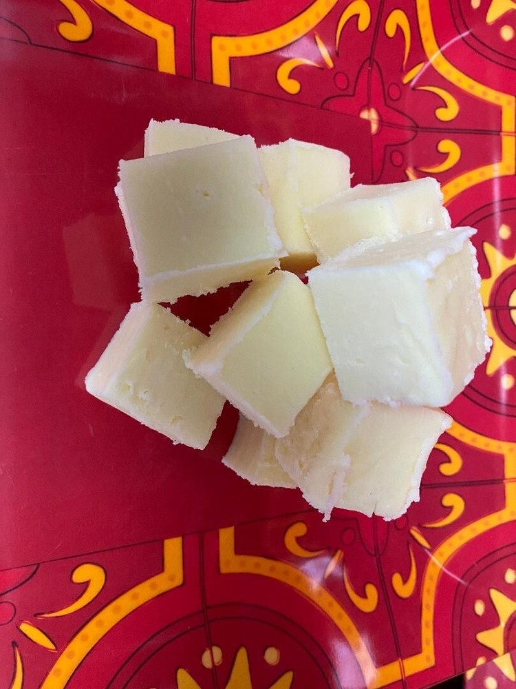 Lemon Fudge *nut free* 1/2 pound