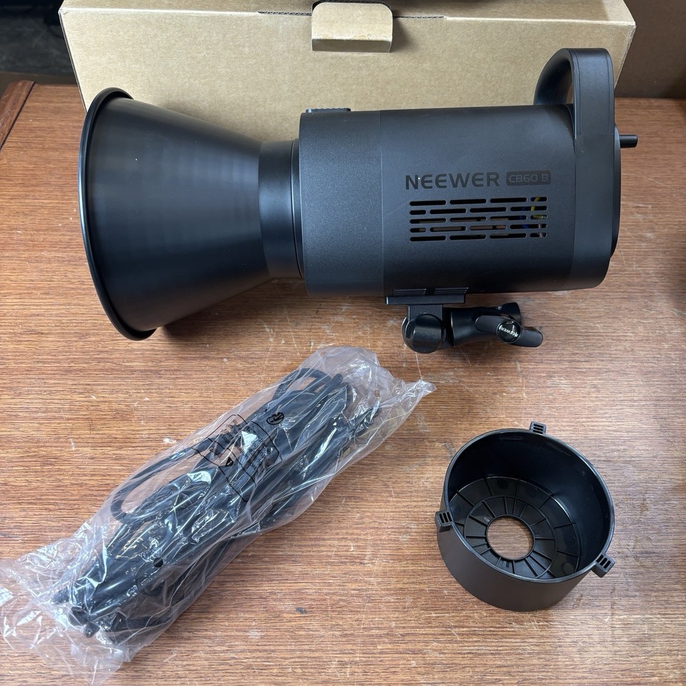 NEEWER CB60B LED Video Light