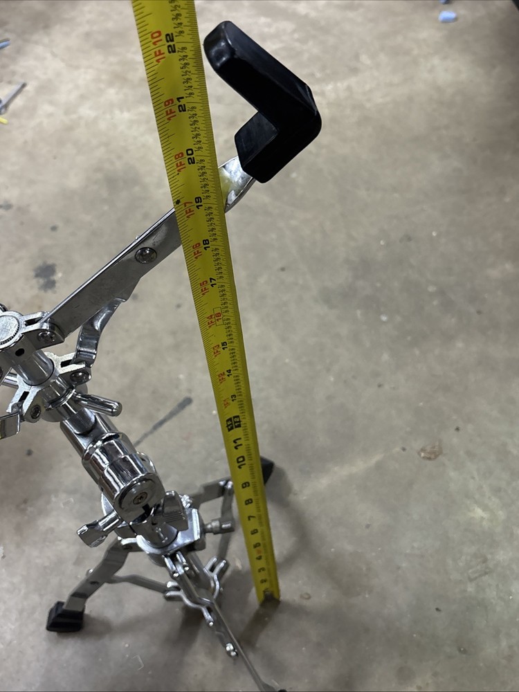 Vintage Pearl Snare Drum Stand