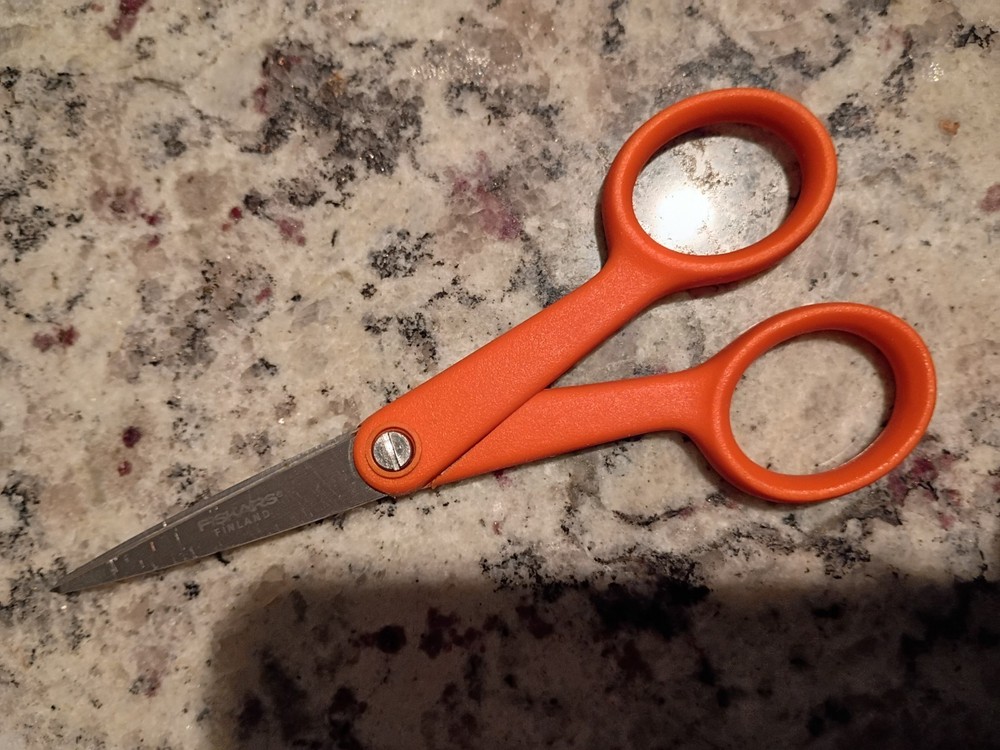 Fiskars Finland 1 3/4" blades scissors