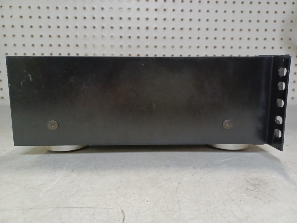 VINTAGE Technics CD Player SL-PG340 MASH - POWERS ON, DOES NOT PLAY, PARTS