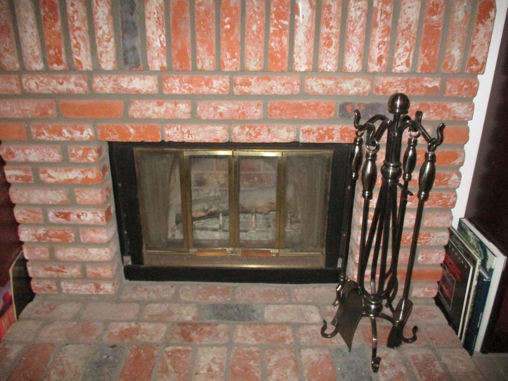 Heavy Metal Fire Place Fireplace Tool Set - 4 Pieces & Stand