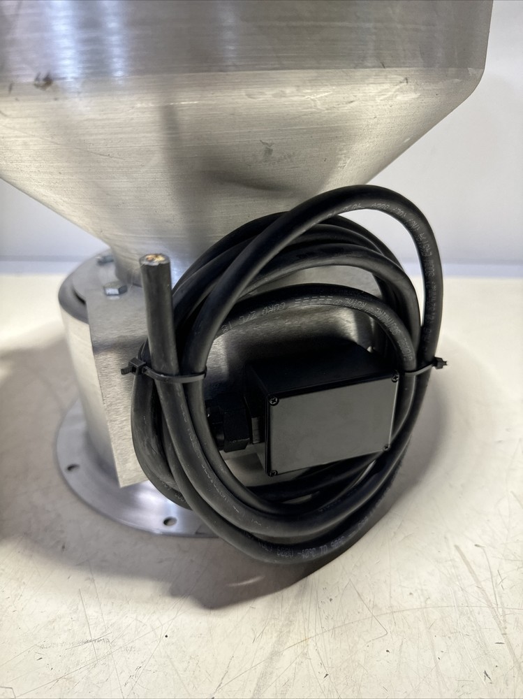 Foremost Vacuum Hopper 11”ID 4” Exit Resin Hopper