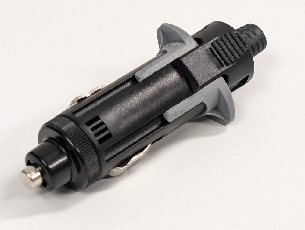 DELUXE FUSED CIGARETTE LIGHTER PLUG (Dual Contact)