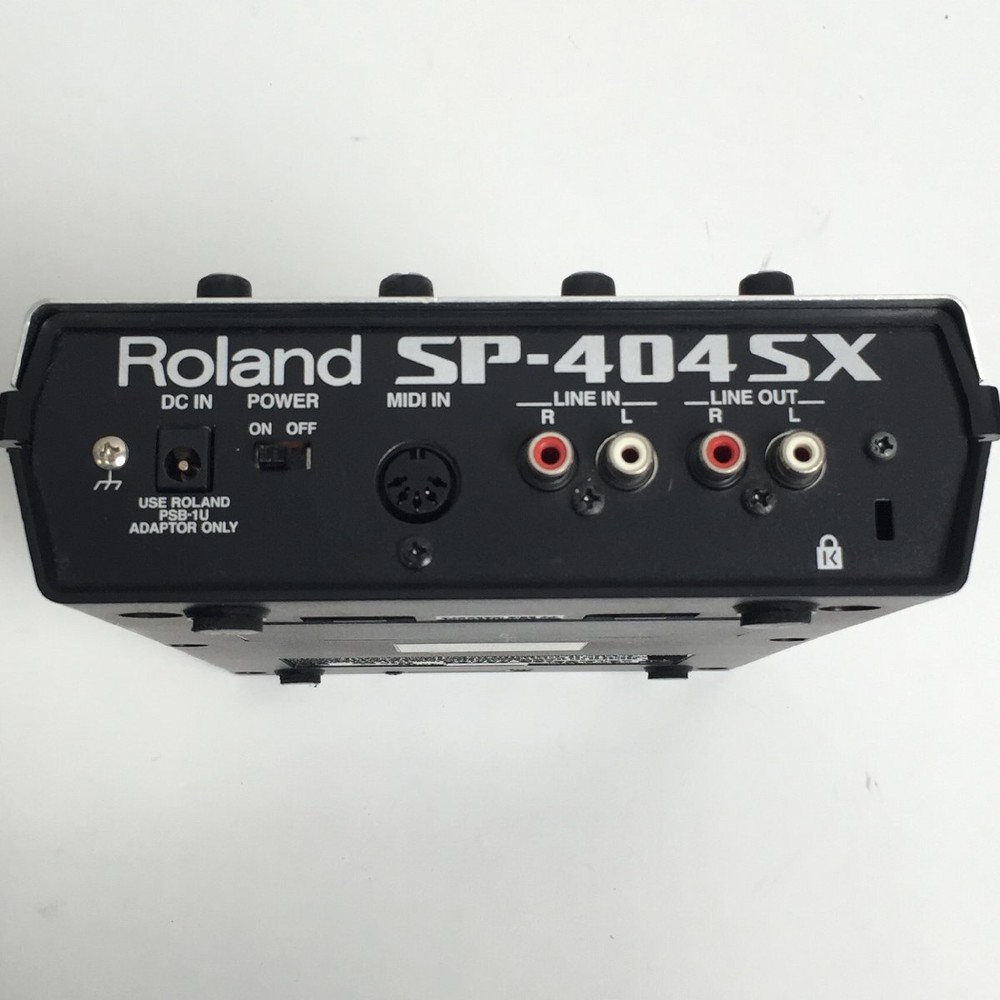 Roland SP-404SX Compact Linear Wave Sampler Main unit only