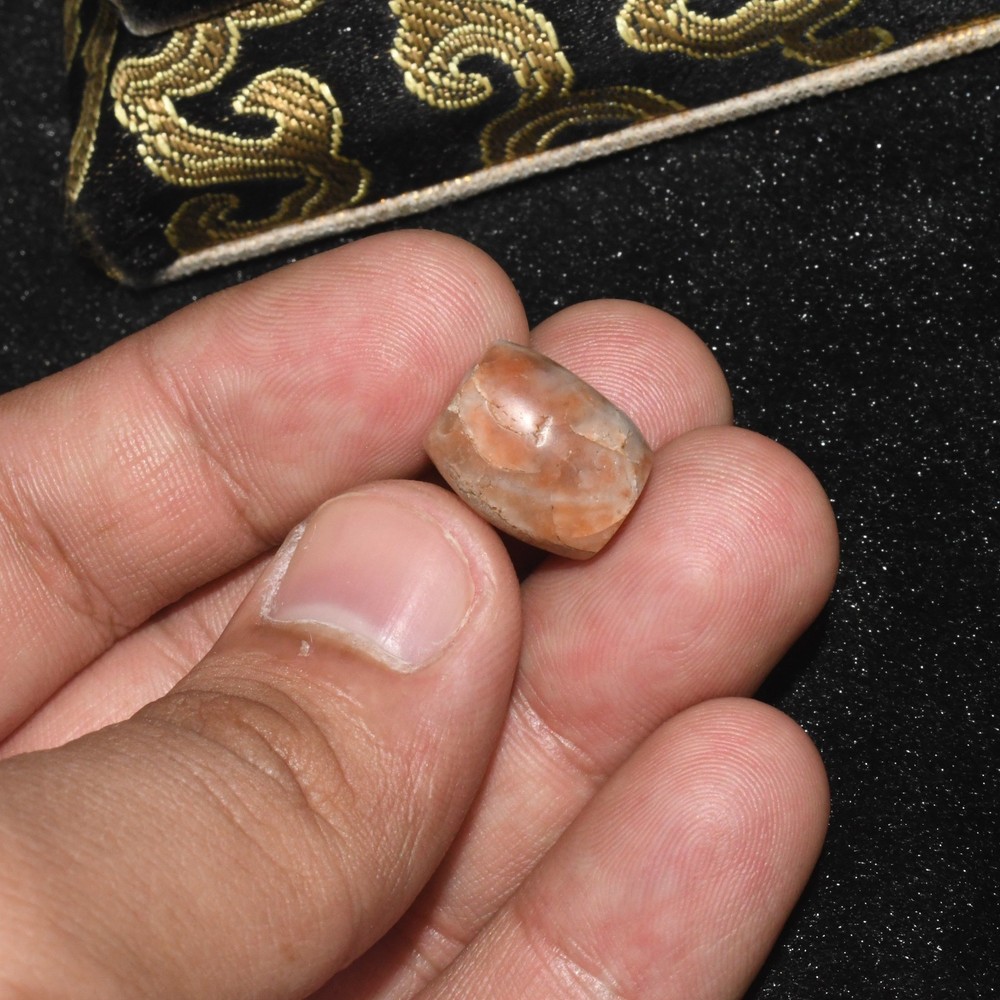 Authentic Ancient Bactrian Banded Agate Stone Bead in good Condition