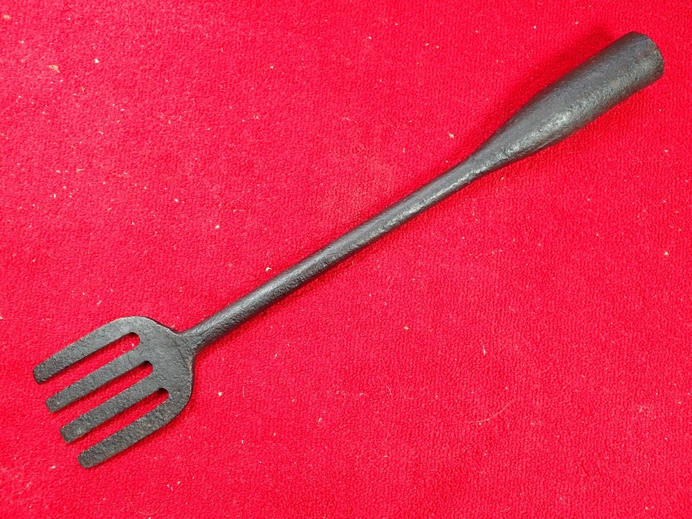 Primitive Antique Blacksmith Hand Forged Frog Fish Eel Gig with Socket End