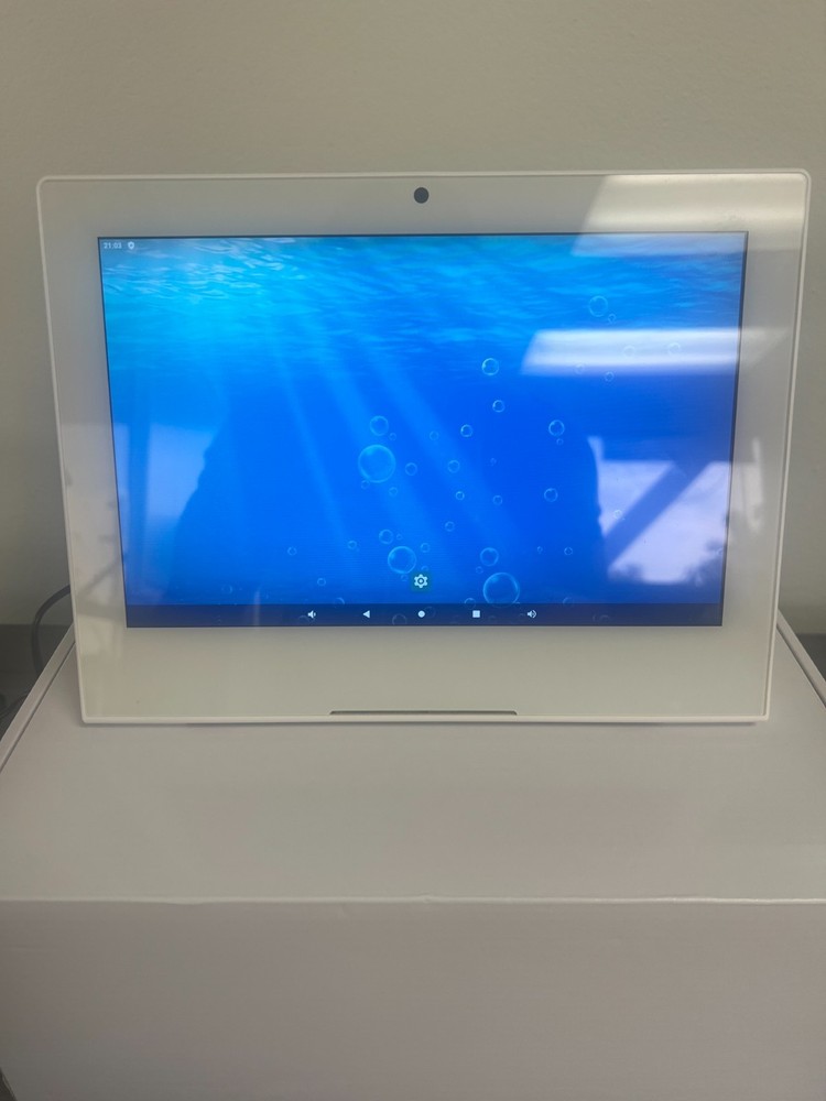 Digital Signage Touch Screen Display
