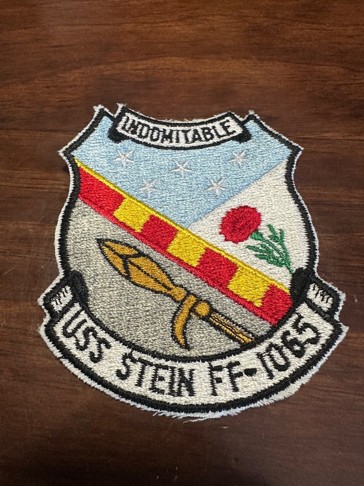 Vintage US Navy USS Stein FF-1065 Ship Patch