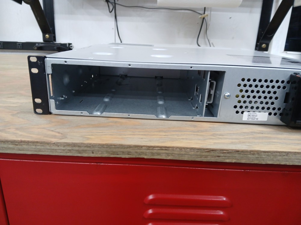 Apc Smart-ups 1500va Power Supply