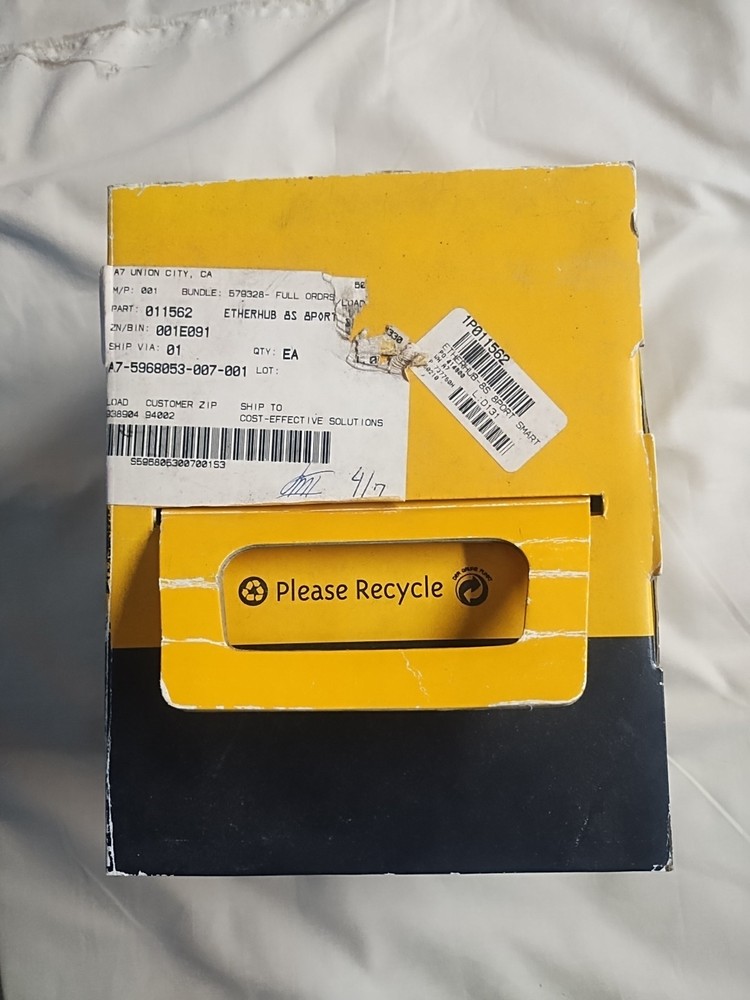 Vintage Accton EtherHub-8s EN2040 Never Used Open Box