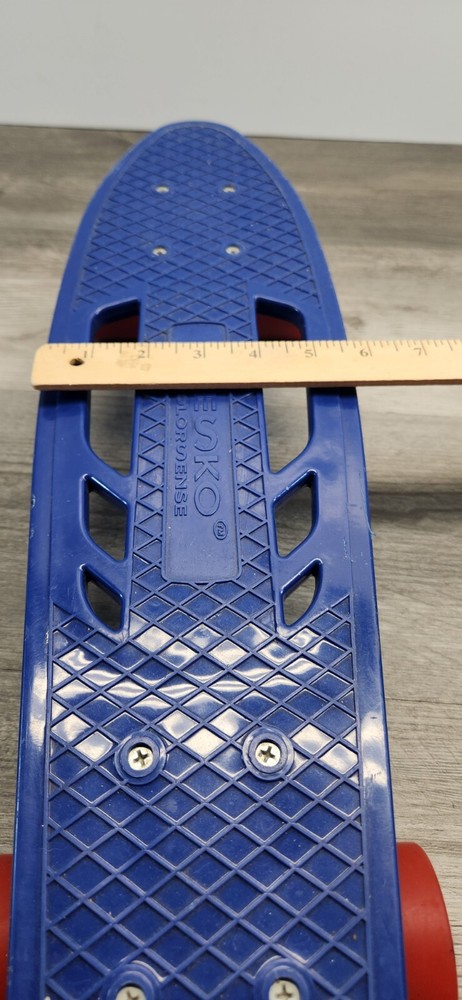 22" Fresko ColorSense Plastic Skateboard