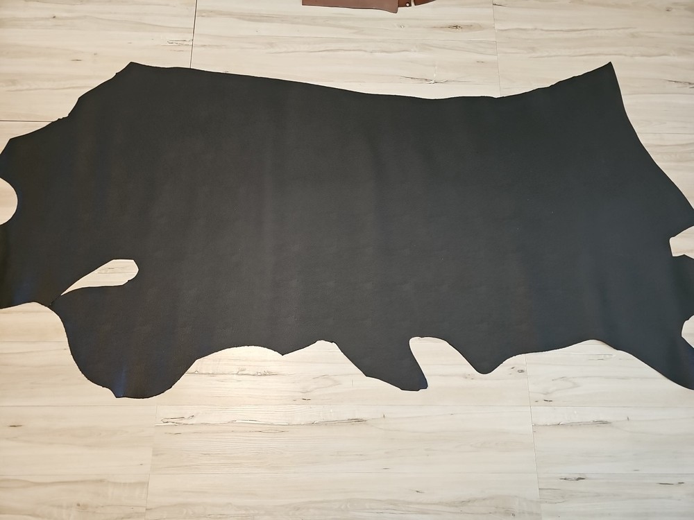 4-5oz PHANTOM BLACK HEAVY FIRM LEATHER HIDE MATTE GRAIN PANEL/SHEET/SQUARE 17+