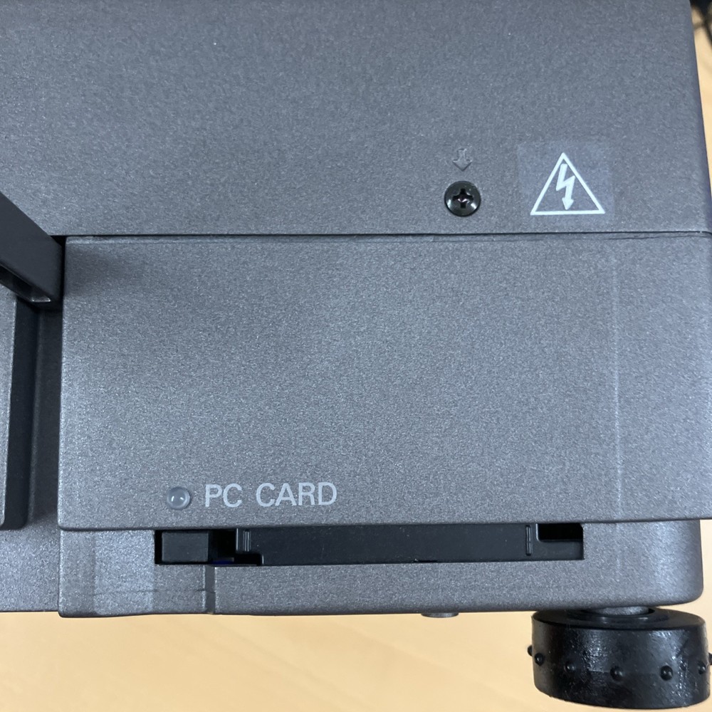 EIKI LC-NB1 Notebook Projector Conference Room LCD SVGA Grey Vintage