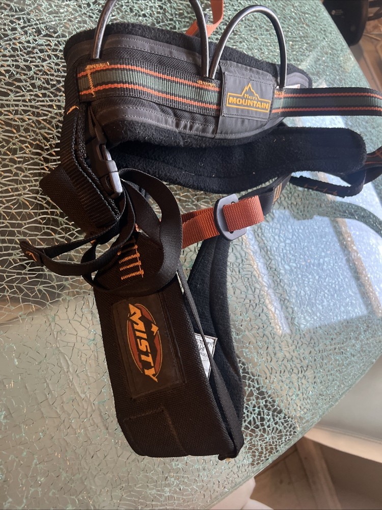 Misty Mountain Climbing Harness Size M