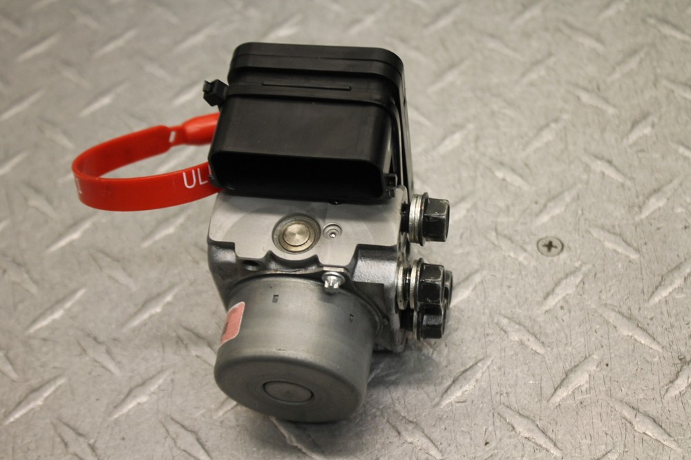 2018 KAWASAKI NINJA 400 EX400 ABS PUMP UNIT MODULE