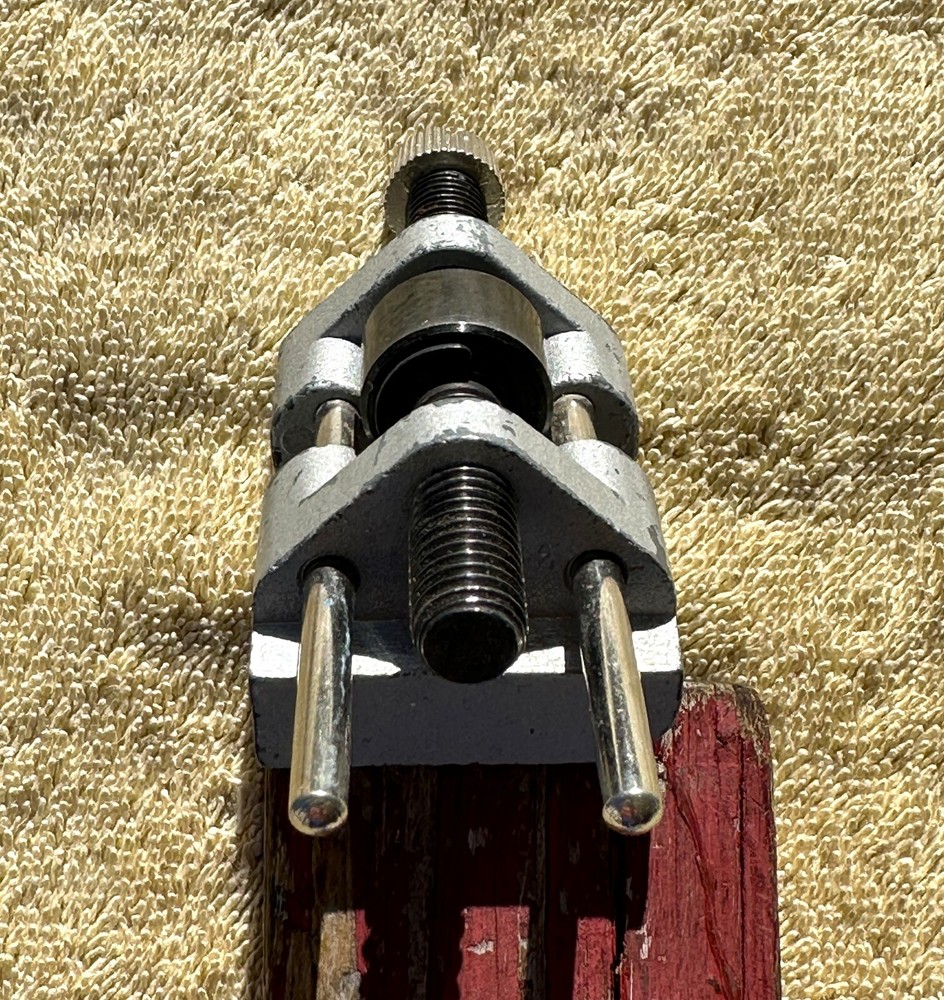 VINTAGE CHISEL PROJECTION PLAINEIRON PROJECTION USA