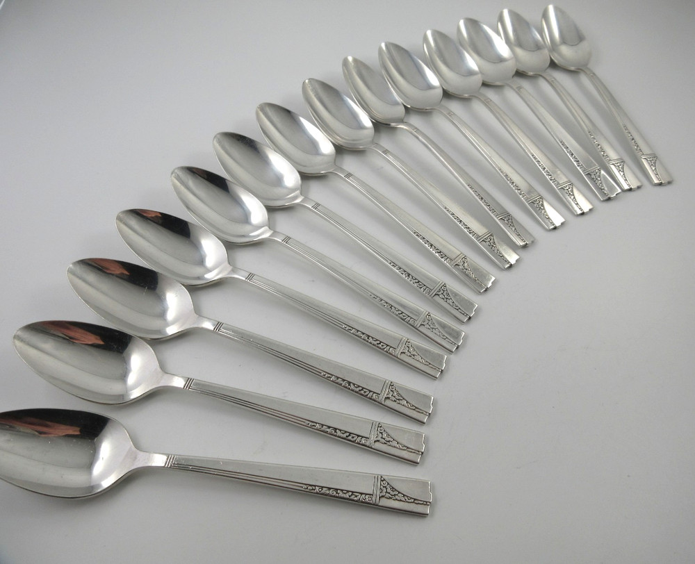 Oneida Nobility Plate CAPRICE 14 Teaspoons Silverplate Flatware