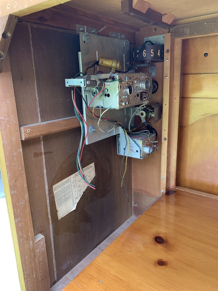 Vintage RCA Deluxe TV Cabinet (See Description)
