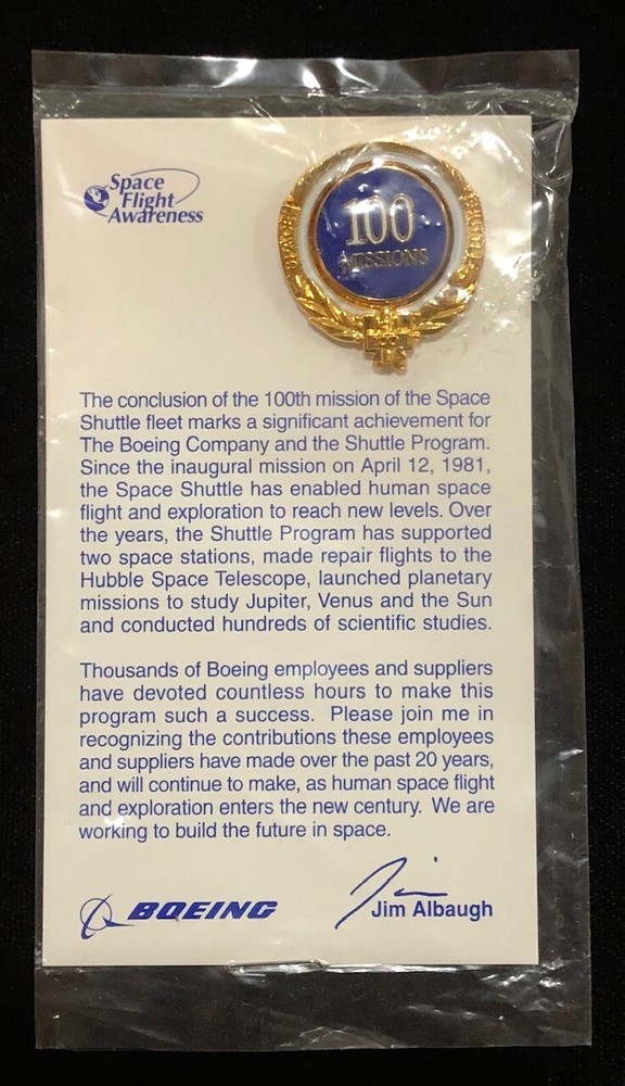 BOEING SPACE FLIGHT AWARENESS 100TH MISSIONS COMMEMORATIVE PIN BAGGED & CARD