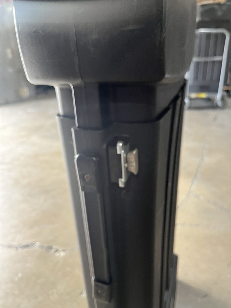 Adjustable Multi-use shipping Case