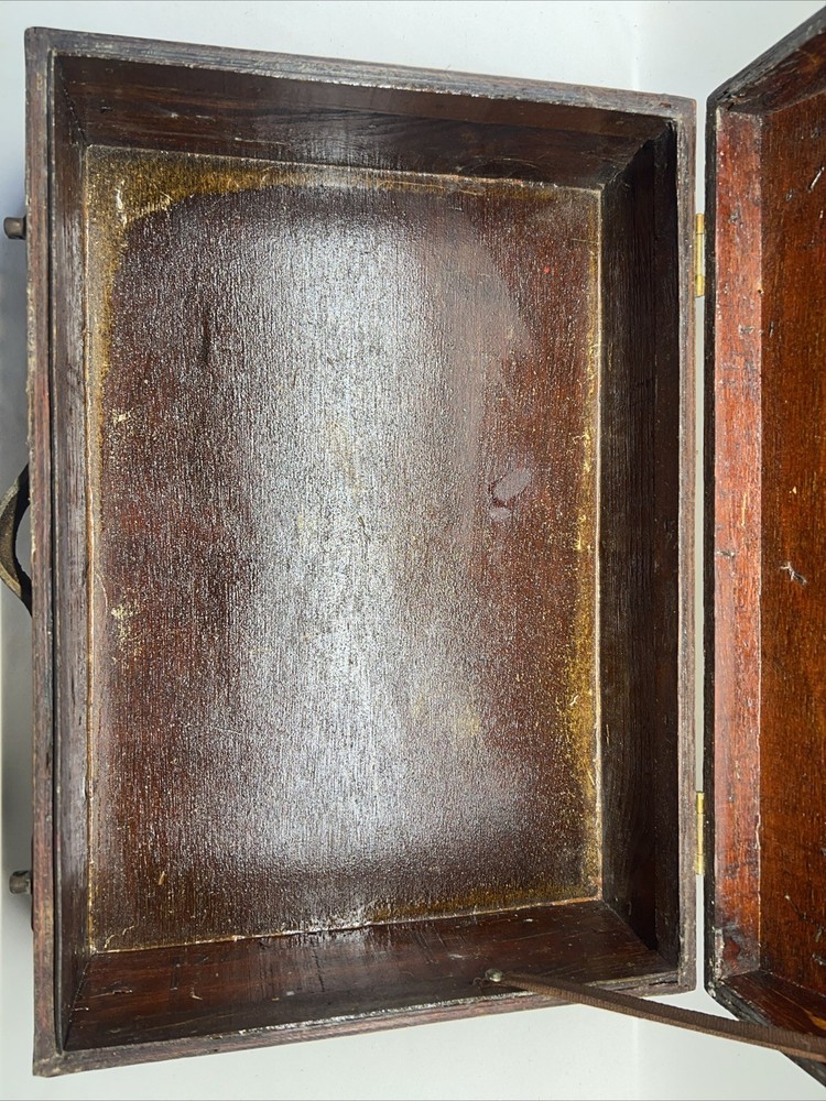 Antique Handheld Travel Chest/trunk