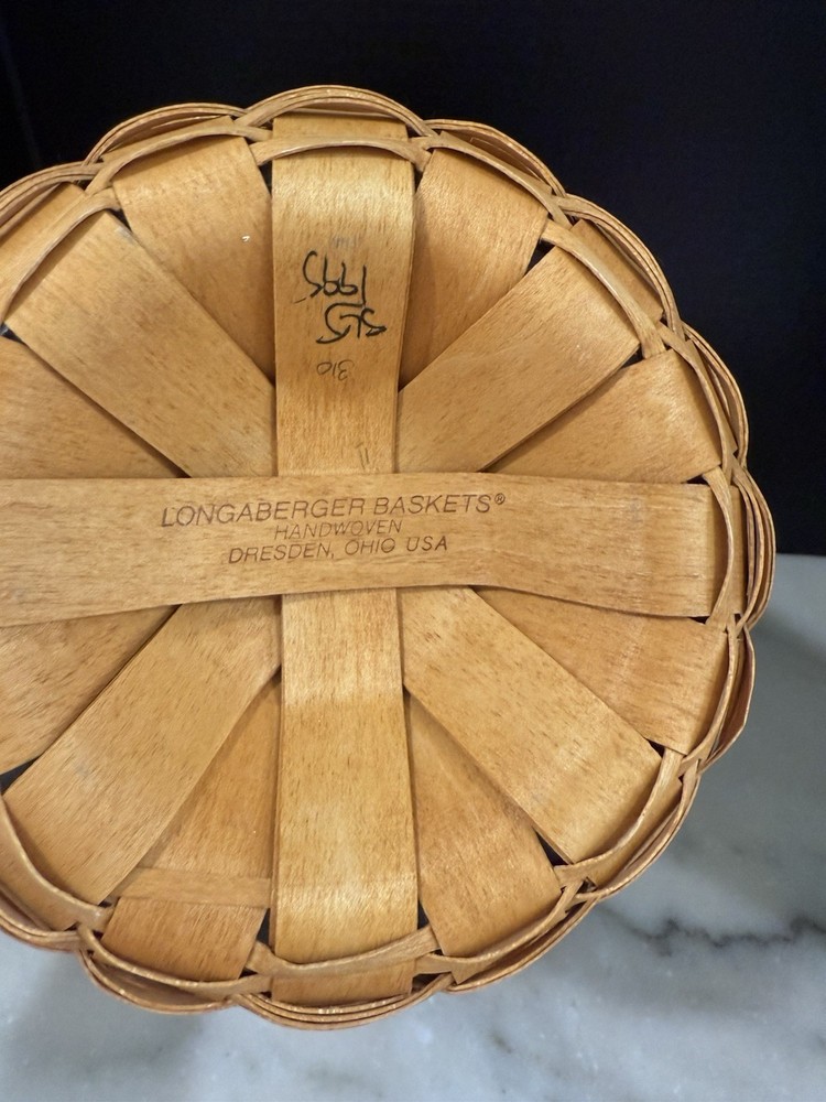 Longaberger Round 7” Basket with Handle and Liner