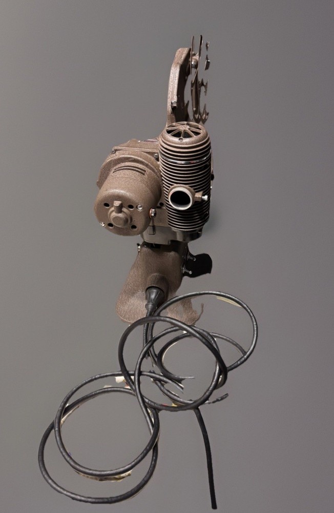 Vintage master 400 Model G 8mm projector w/ Case Light Works