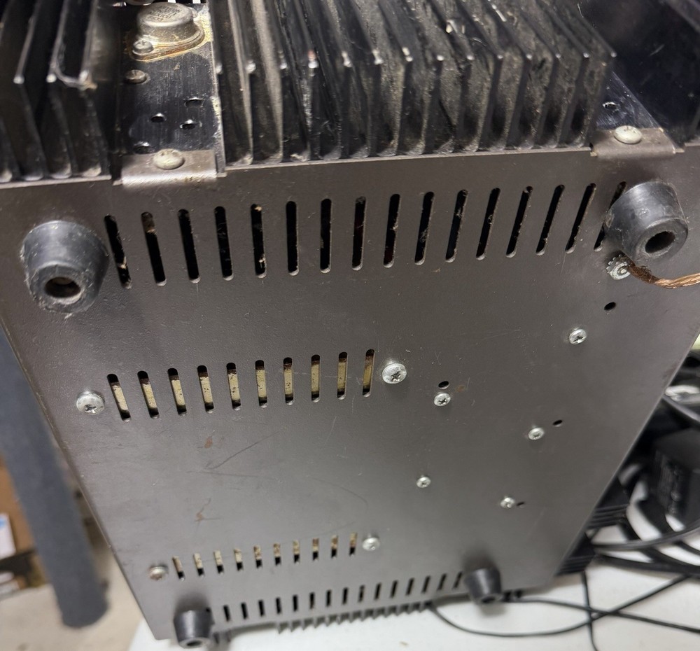 Astron Linear Power Supply with Meters, model RS-50M