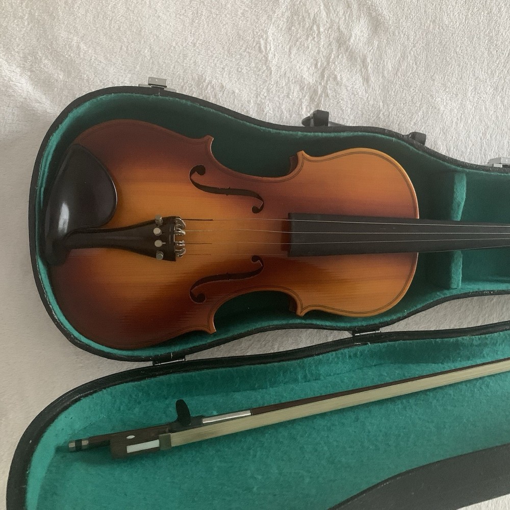 Bestler Violin w/Bow, Case, Hand Crafted