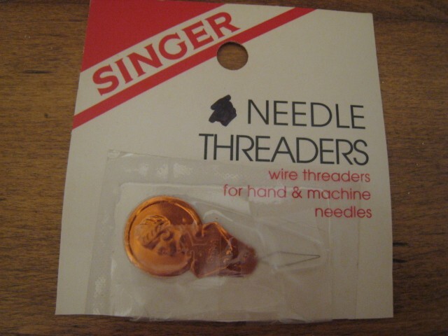 SINGER NEEDLE THREADER