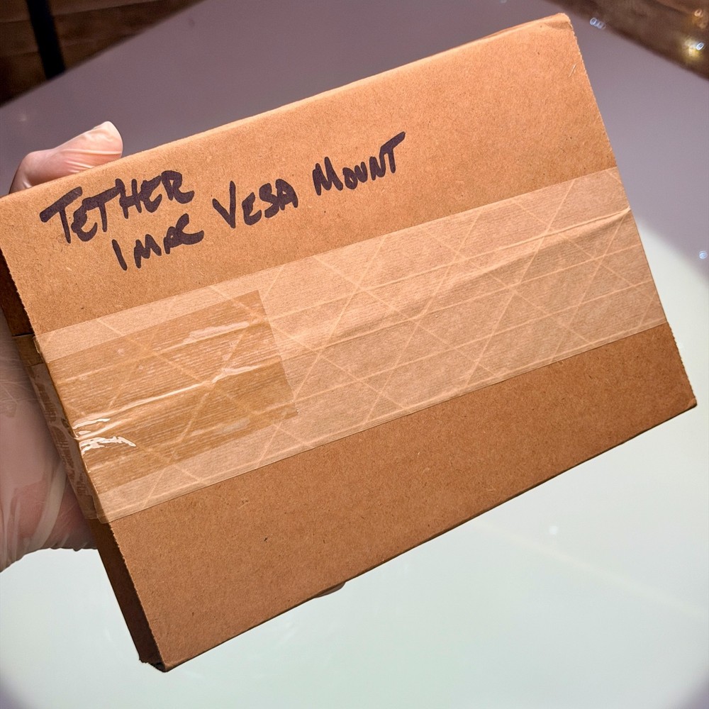 Tether Tools iMac VESA Mount Adapter 21.5" 27" Apple Bracket Kit