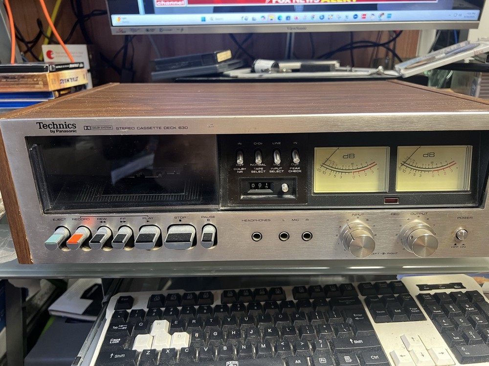 Technics RS-630 US Stereo Cassette Deck Player - Needs Serviced