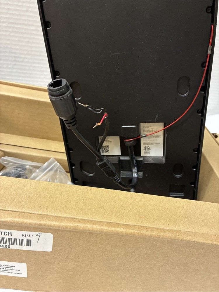 Latch Intercom Model INT1LFCNA1 - ** USED UNTESTED **