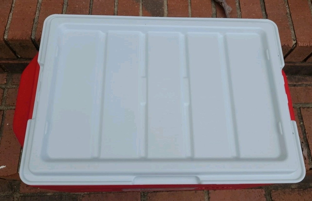 Coleman Party Stacker Cooler Red Model 9223 Stackable Ice Chest Box 48 Cans