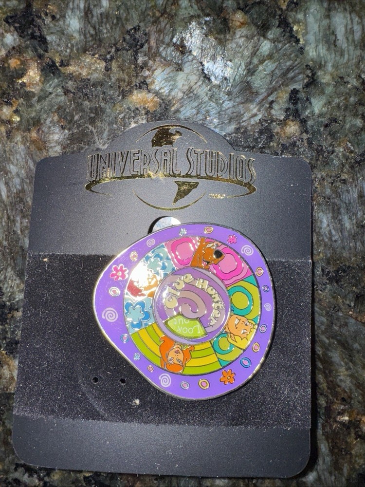 Scooby-Doo Clue Hunter Universal Studios Pin Rare