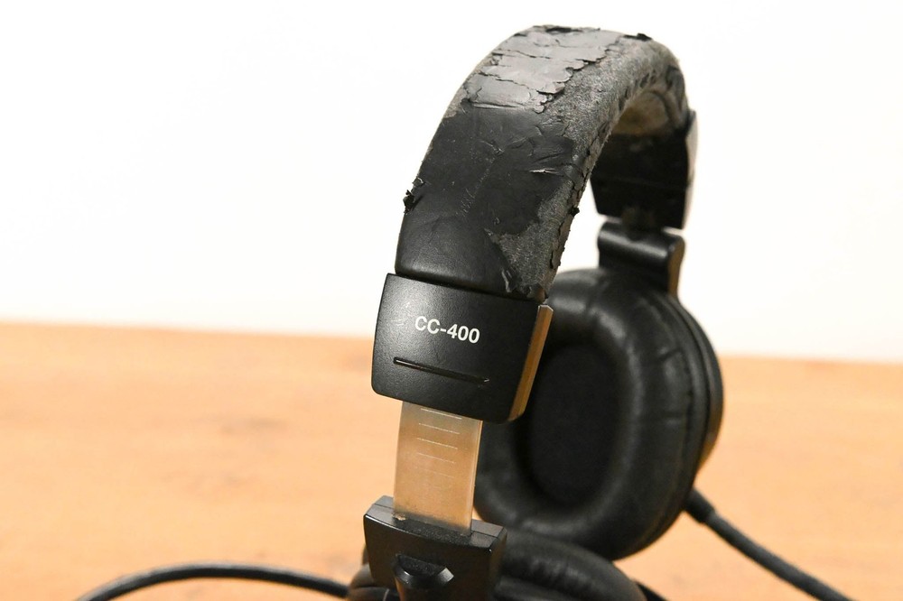 Clear-Com CC-400 Double-Ear Intercom Headset with Dynamic Microphone CG01ZZ0