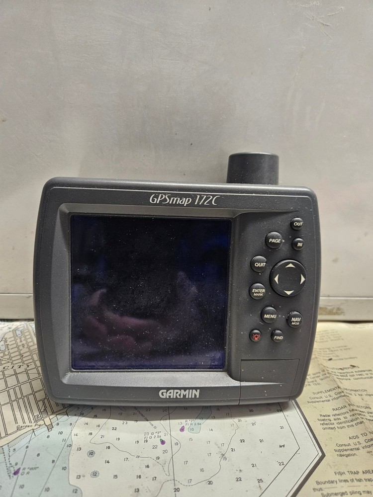 Garmin GPSMAP 172C GPS/ Chartplotter w/ Sun Cover