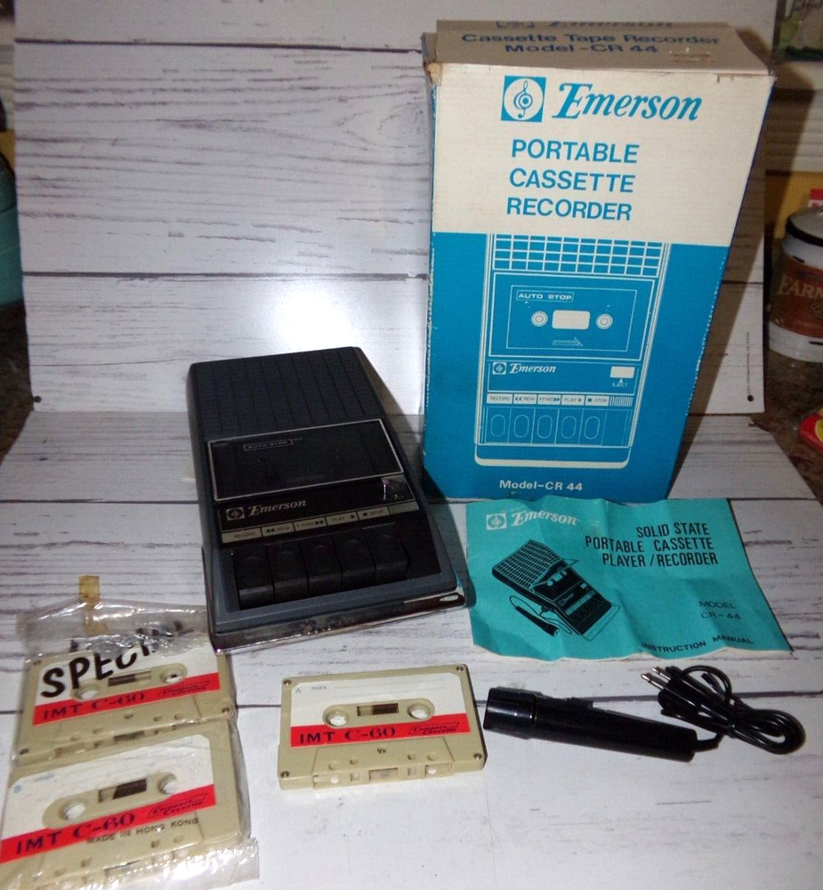 Emerson Cassette Recorder CR44